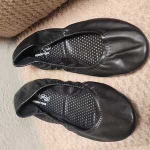 Women's Faded Glory Black, Flat, Memory Foam Slip-Ons Size 9 Wide